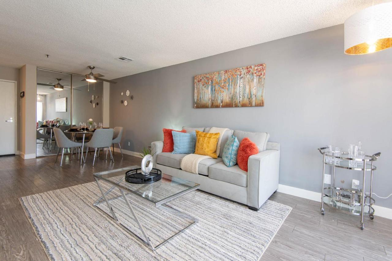 Luxury One Bedroom Apartments Free Parking&Pool Los Angeles Exterior photo